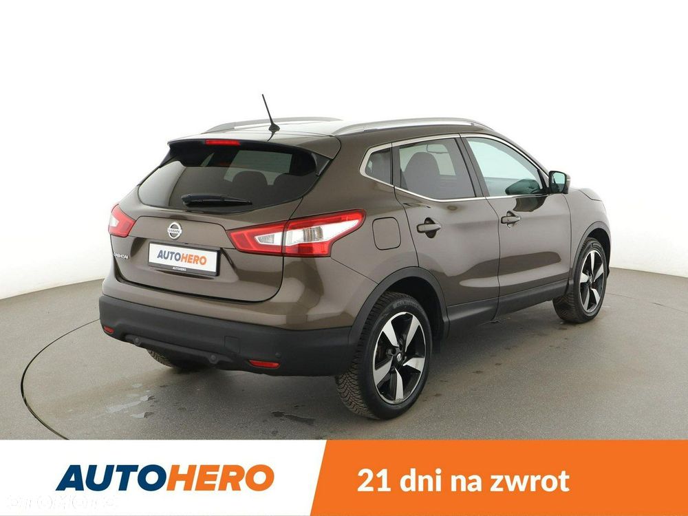 Nissan Qashqai 1.6 DCi Xtronic TEKNA - 7