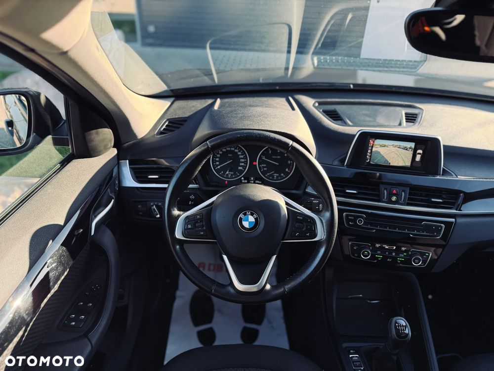 BMW X1 sDrive18d - 23