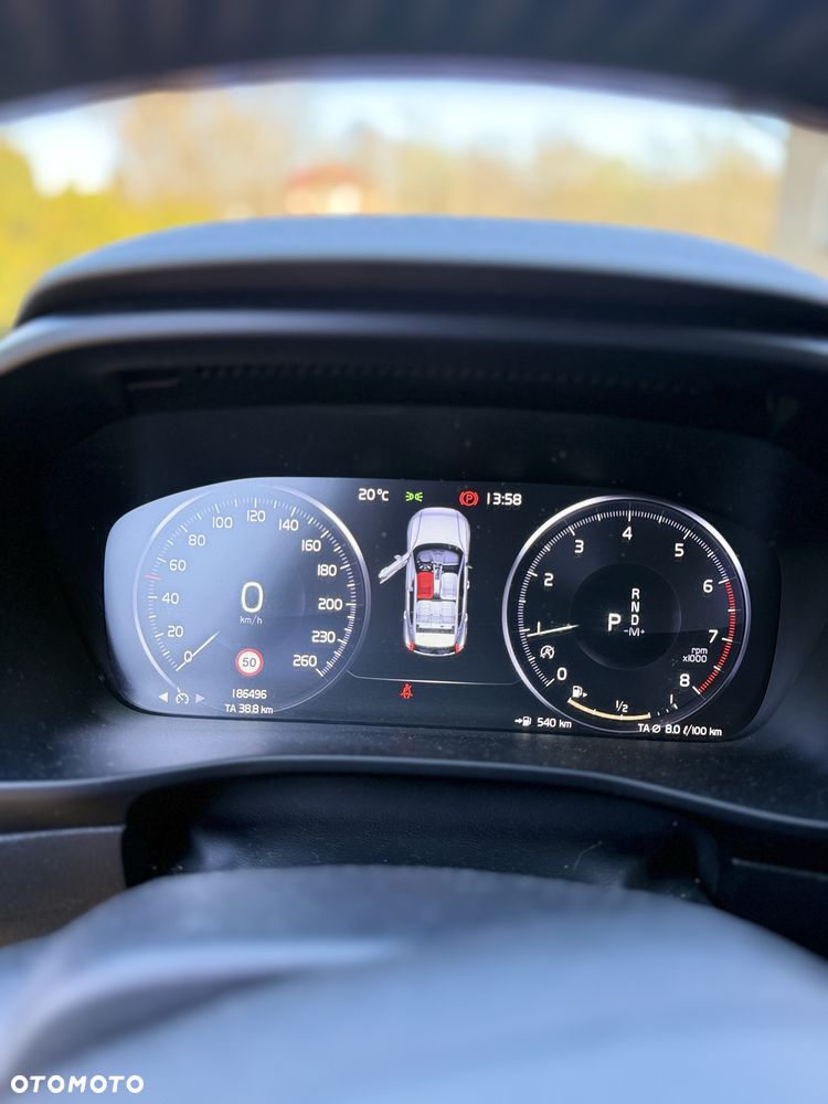 Volvo XC 40 - 5