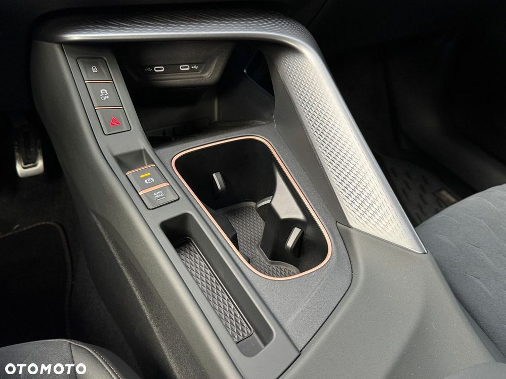 Cupra Terramar 1.5 eTSI mHEV Advantage Edition DSG - 32