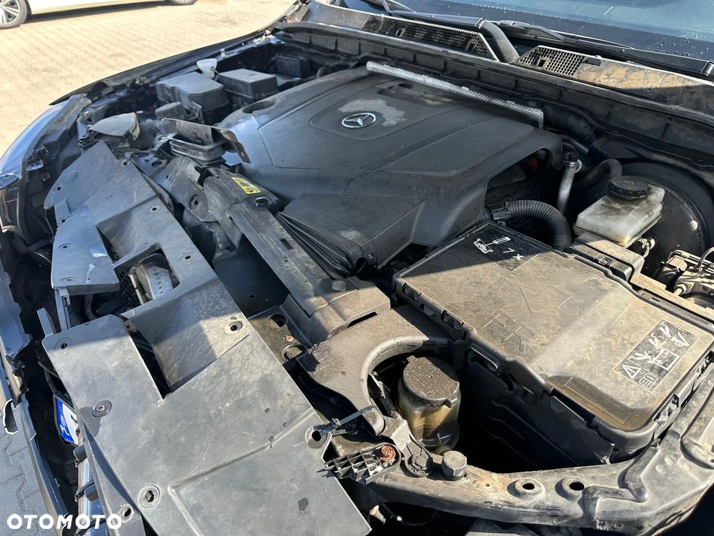 Mercedes-Benz Klasa X - 14