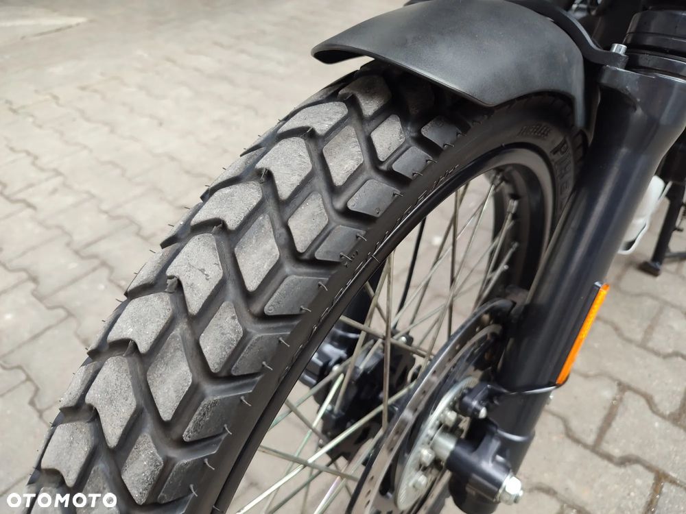 Royal Enfield Himalayan - 22