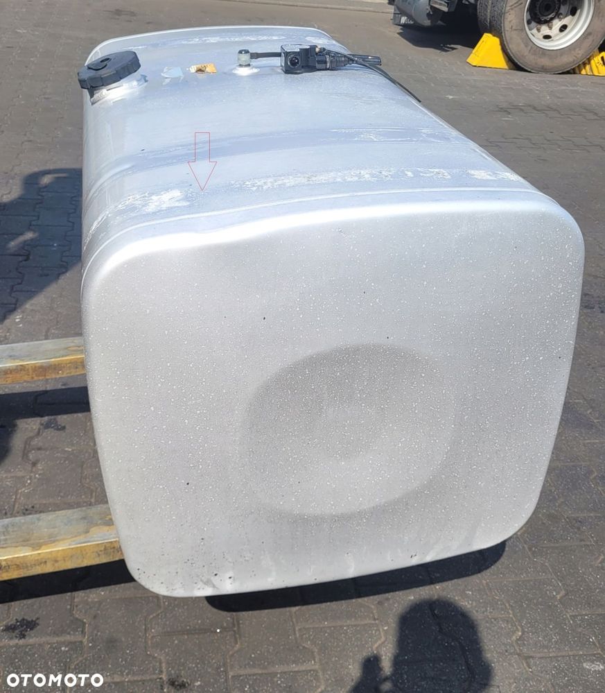 ZBIORNIK PALIWA MAN TGX TGS 490L 133x62x68 - 5