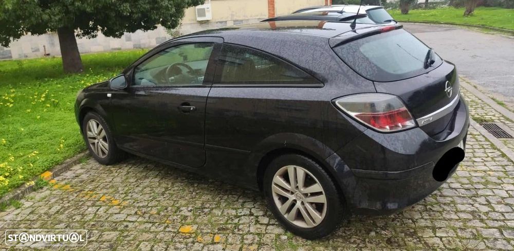 Opel Astra GTC 1.3 CDTI - 4