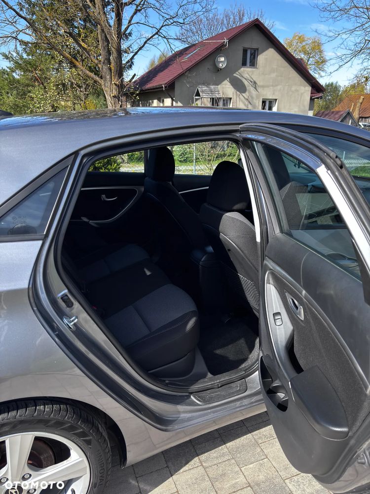 Hyundai i30 1.6 CRDi Classic - 11