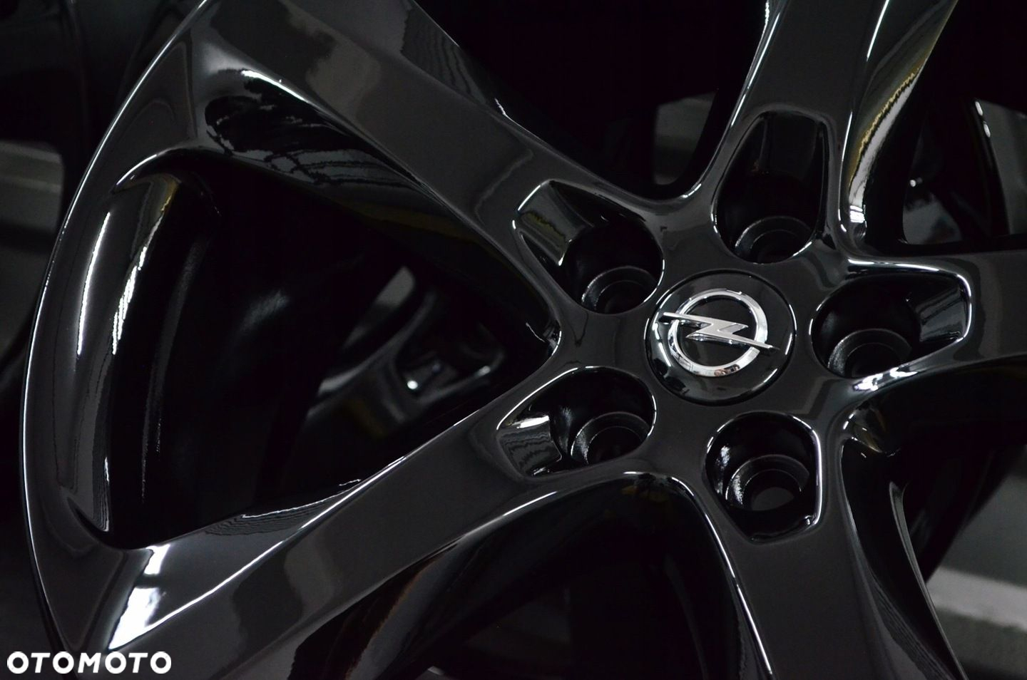 Felgi 5x105 R19 OPEL ASTRA IV MOKKA Chevrolet CRUZE Trax - 4