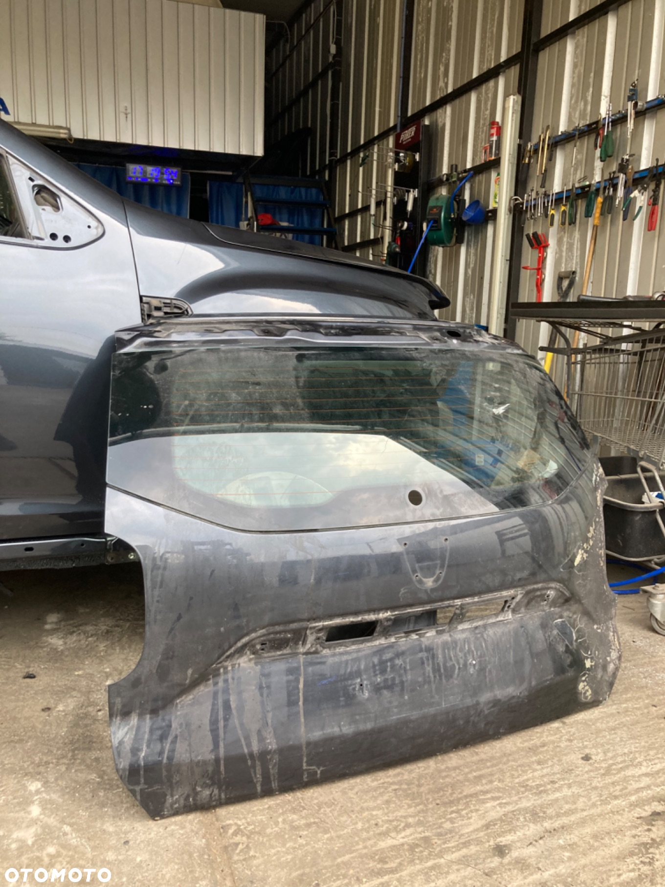 DACIA DUSTER II 2 LIFT 22r KLAPA TYLNA BAGAŻNIKA Z SZYBĄ  Wwa - 3