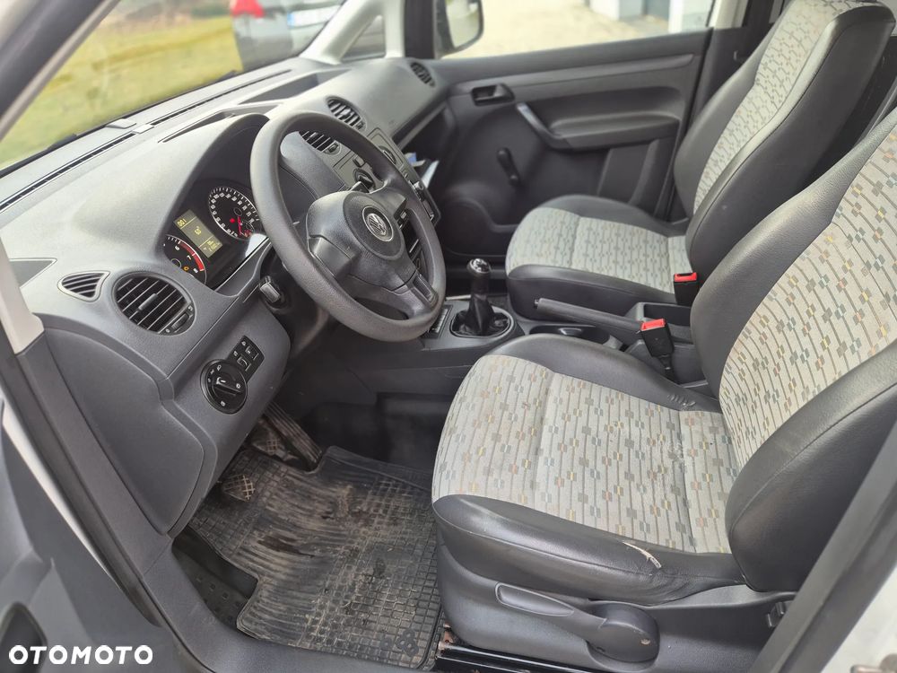 Volkswagen Caddy - 9