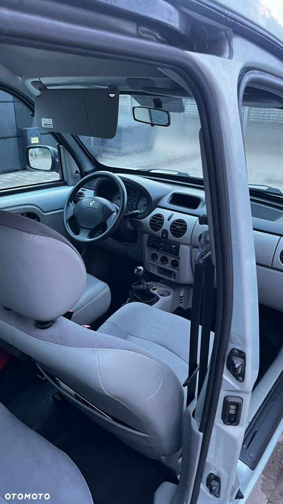 Renault Kangoo 1.2 16V Campus - 16