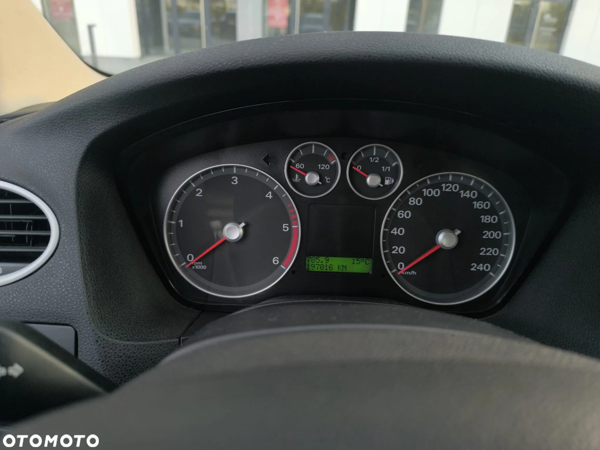 Ford Focus 1.8 TDCi Ghia - 17