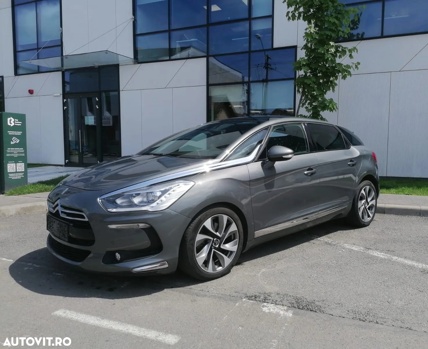 Citroën DS5 HDi 165 Aut. SportChic - 16