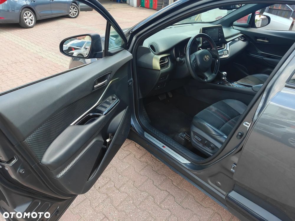Toyota C-HR 2.0 GR Sport - 8