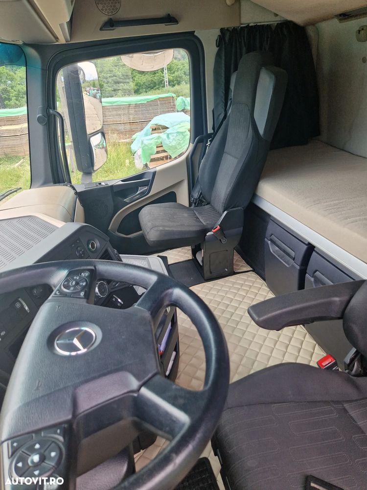 Mercedes-Benz ACTROS - 2