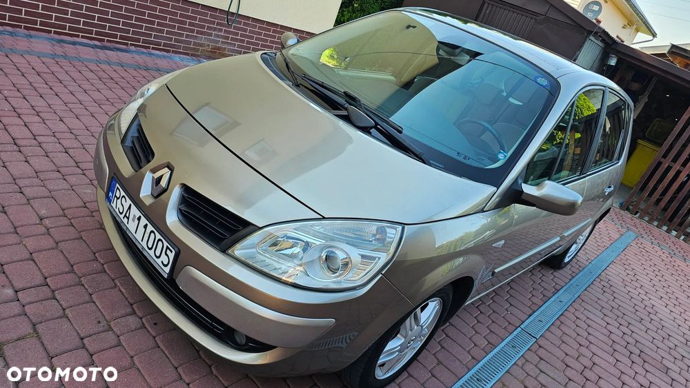 Renault Scenic 1.9 dCi Privilege - 11