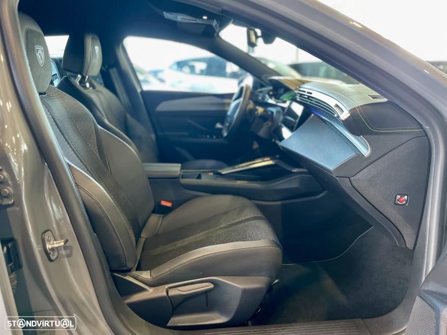 Peugeot 308 1.6 Hybrid GT Pack e-EAT8 - 32