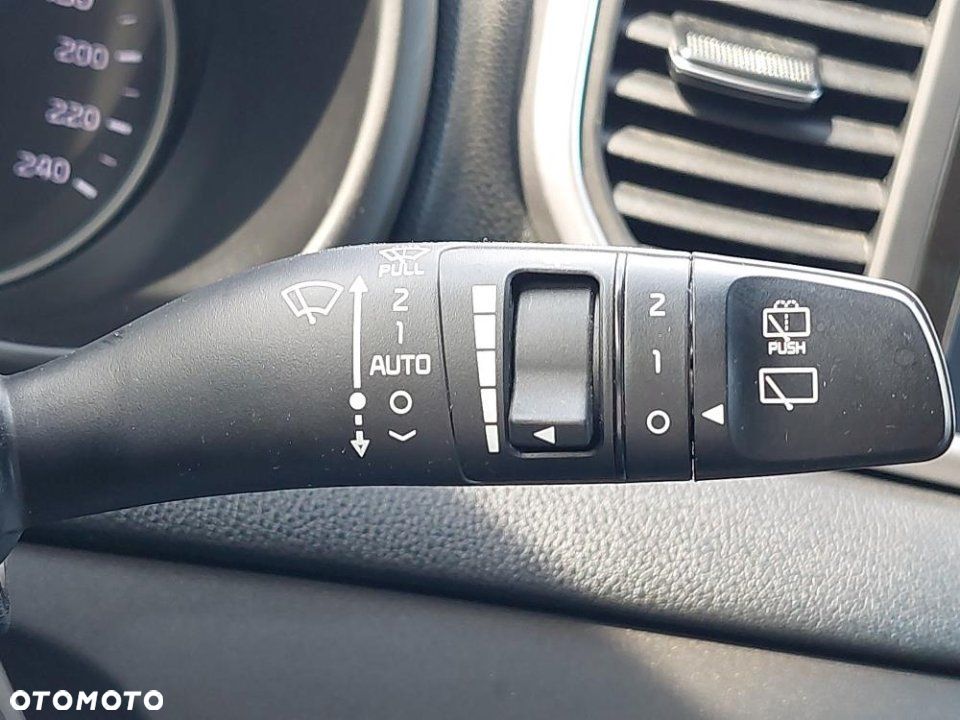 Kia Sportage - 15