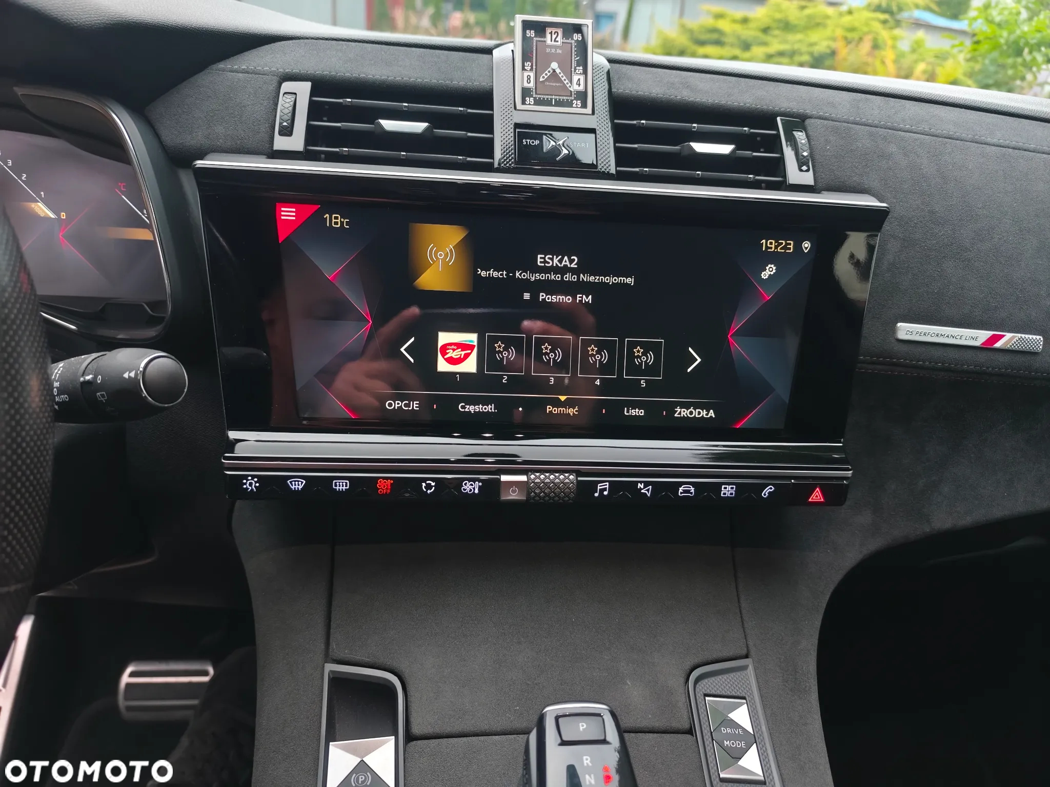 DS Automobiles DS 7 Crossback 2.0 BlueHDi Performance Line + - 18