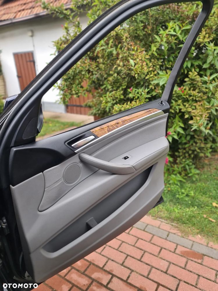 BMW X5 xDrive30d - 29