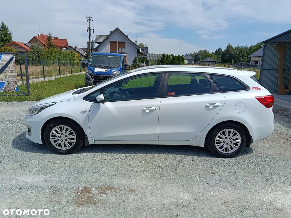 Kia Ceed 1.6 CRDi L - 4