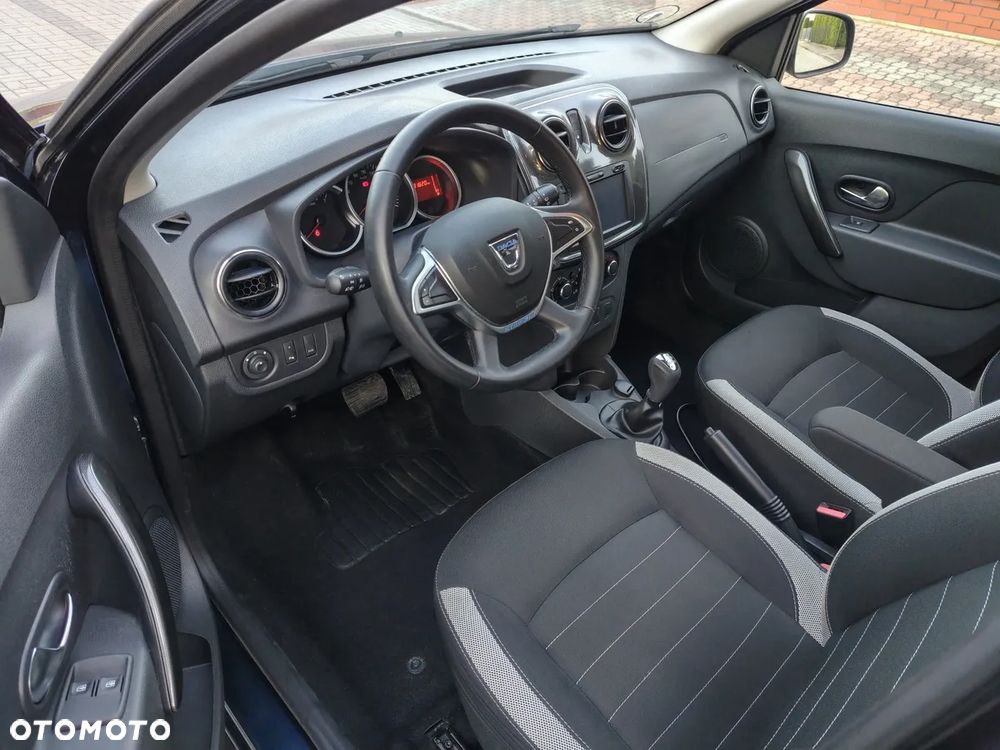 Dacia Sandero - 6