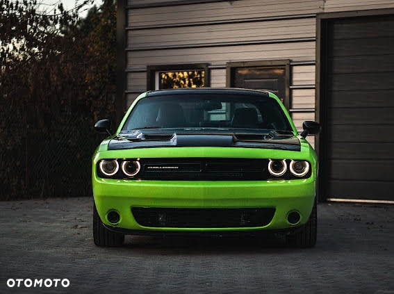 Dodge Challenger 3.6 SXT Plus - 2