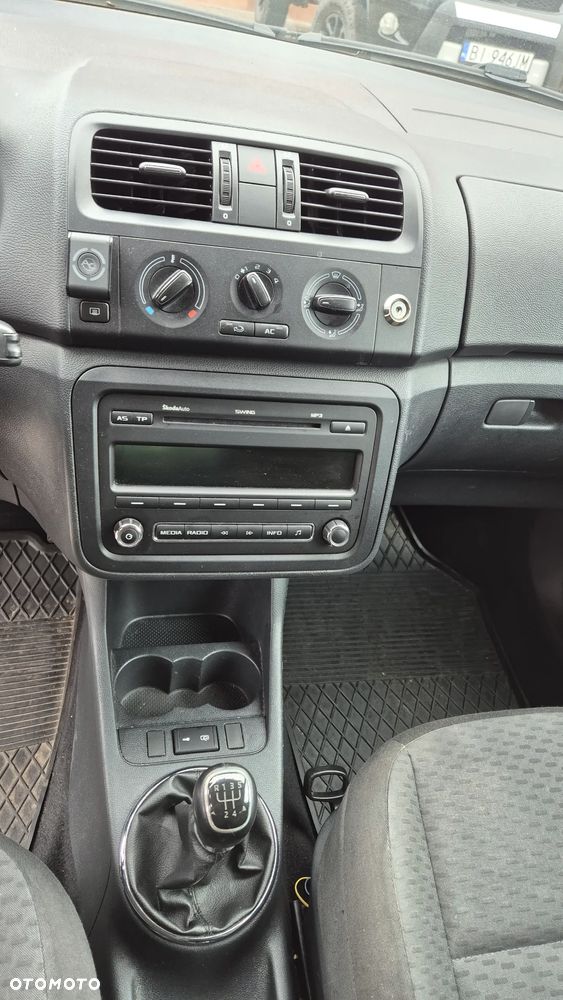 Skoda Roomster 1.4 16V Ambition - 12