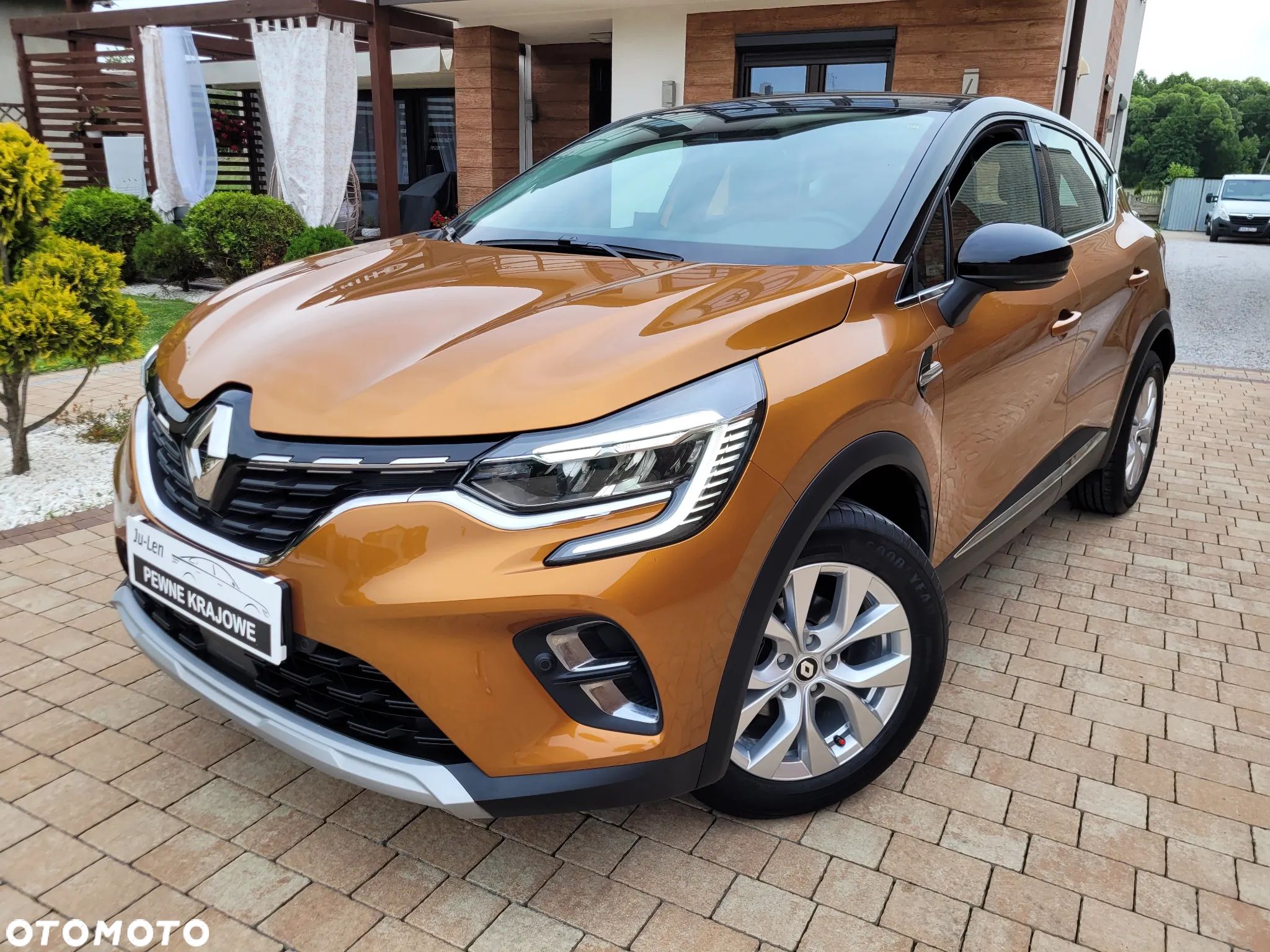 Renault Captur 1.0 TCe Intens - 1