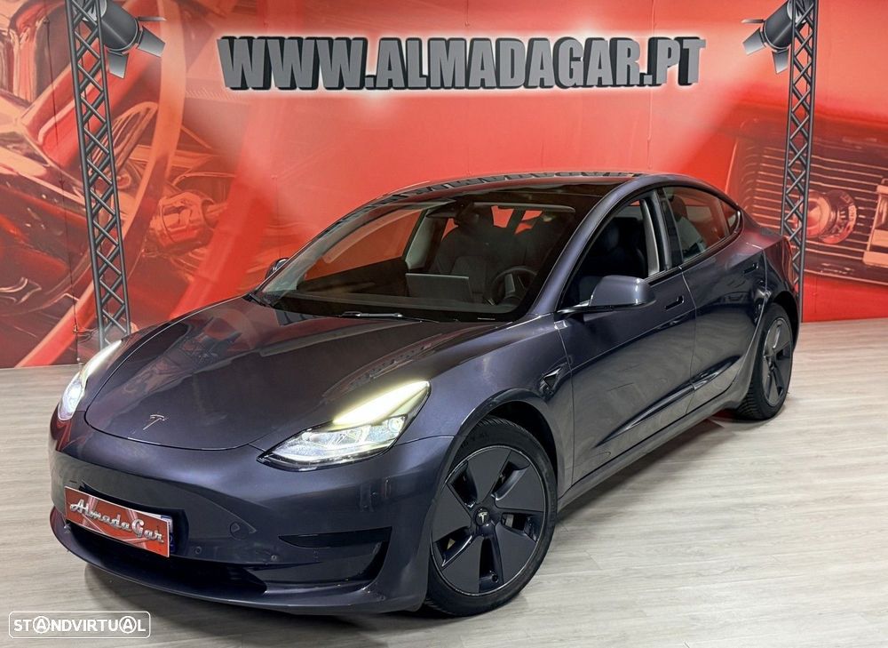 Tesla Model 3 Standard Range Plus RWD - 1