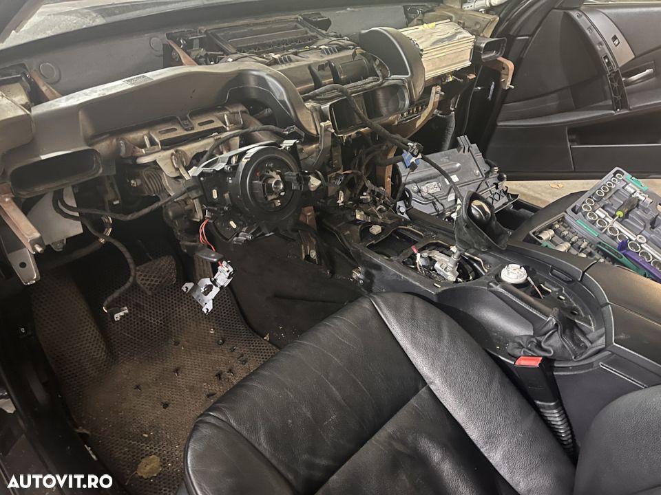 Dezmembrari Bmw E60 520d M47 Motor Caroserie Interior Module - 6