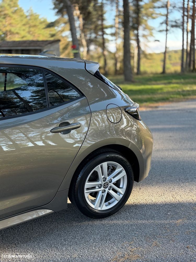 Toyota Corolla 1.8 Hybrid Comfort - 20