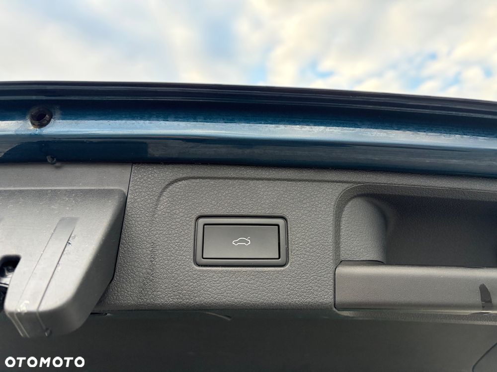 Volkswagen Passat 2.0 TDI EVO Elegance DSG - 8