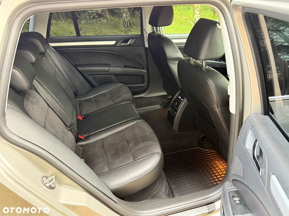 Skoda Superb 2.0 TSI Elegance DSG - 24