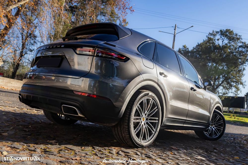 Porsche Cayenne - 8