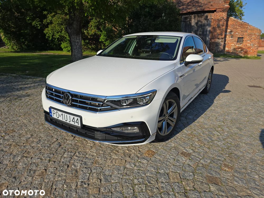 Volkswagen Passat 2.0 TDI EVO Elegance DSG - 2