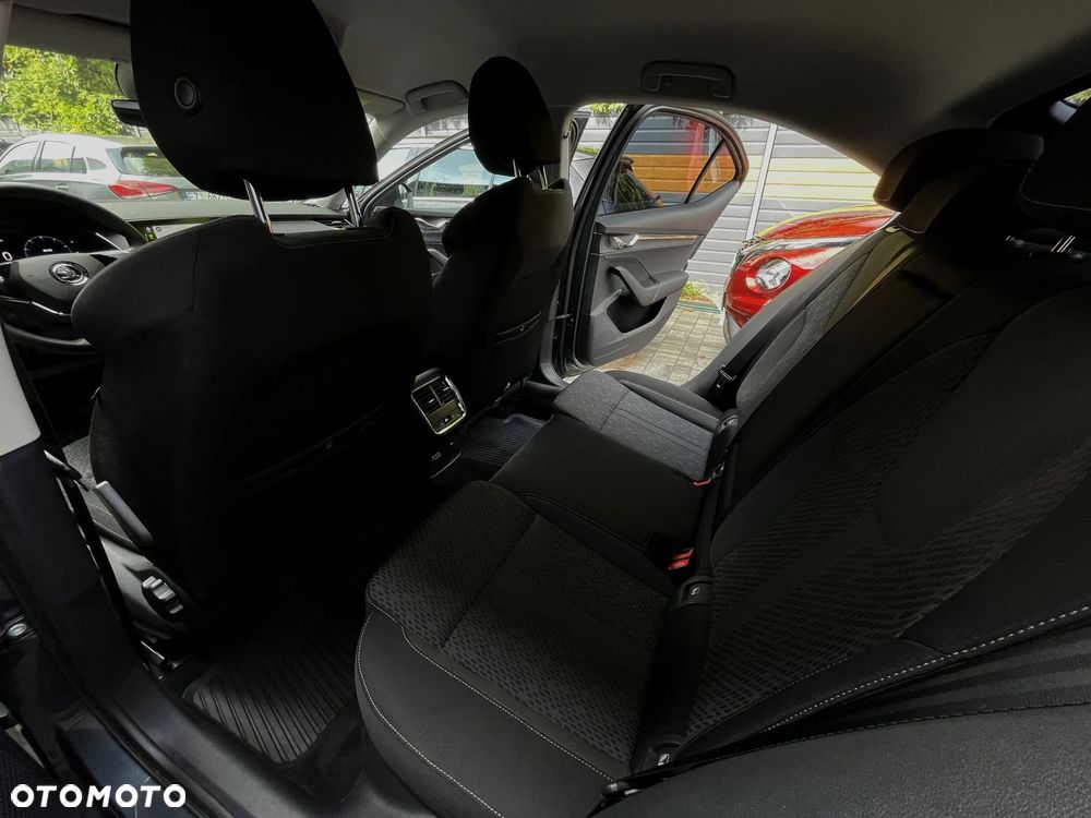 Skoda Octavia 1.5 TSI ACT Business - 20