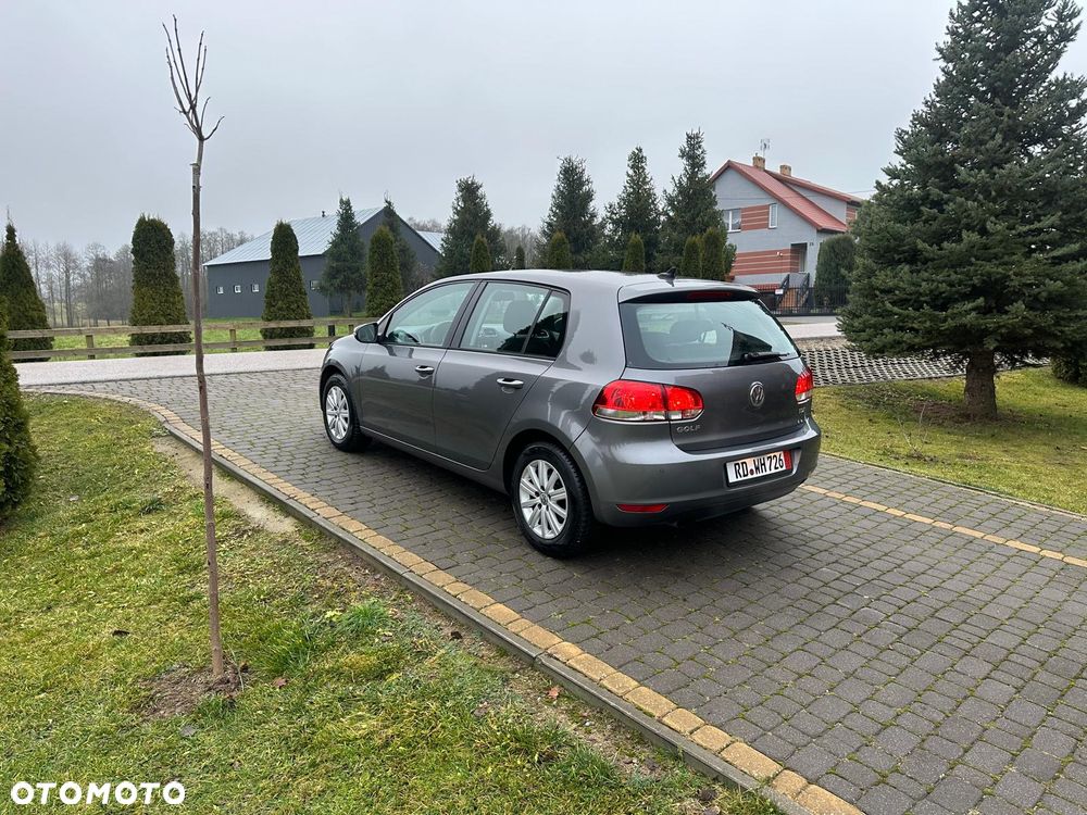 Volkswagen Golf 1.6 TDI DPF BlueMotion - 5