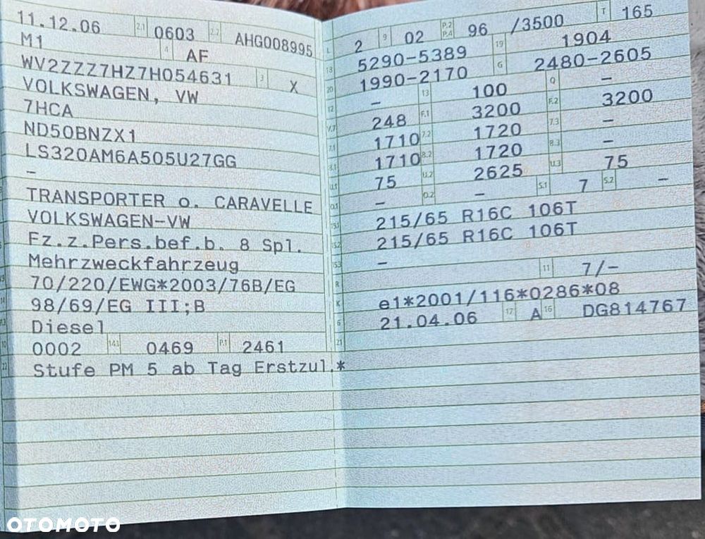 Volkswagen Caravelle - 13