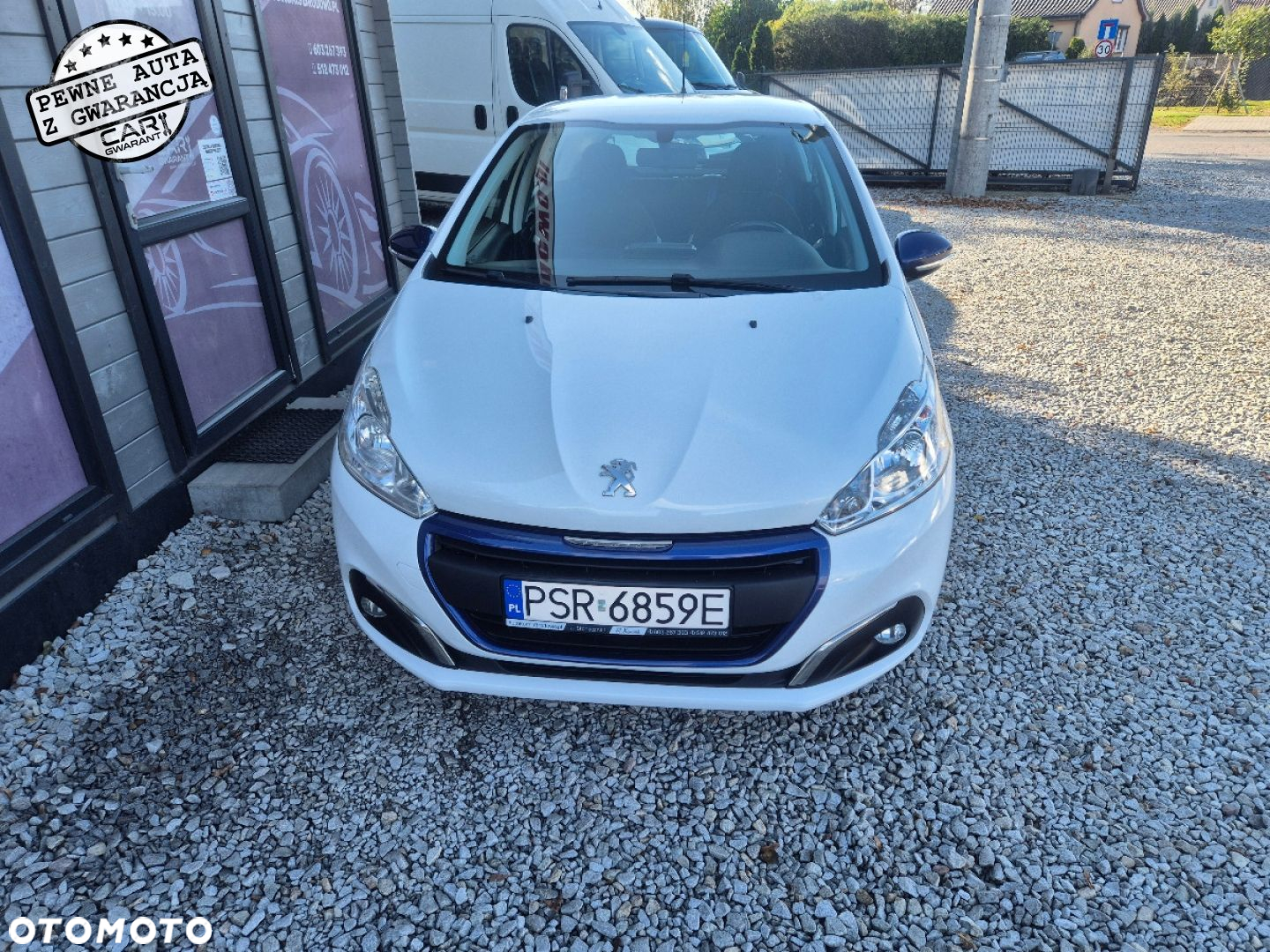 Peugeot 208 - 4