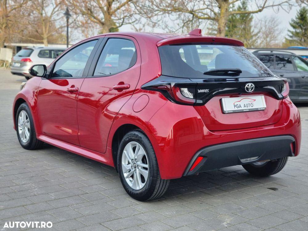 Toyota Yaris 1.5 L CVT Dynamic - 9