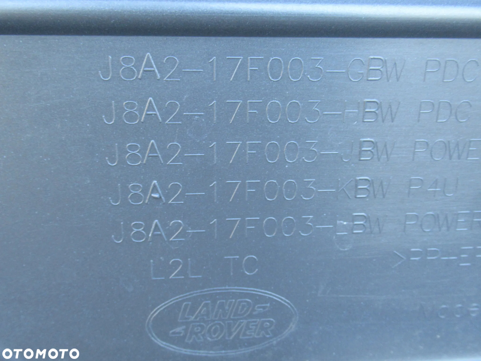 ZDERZAK PRZEDNI PRZÓD RANGE ROVER VELAR L560 2017- - 14