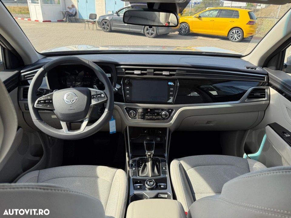 KG Mobility Korrando - 6