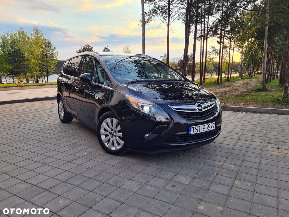 Opel Zafira - 1