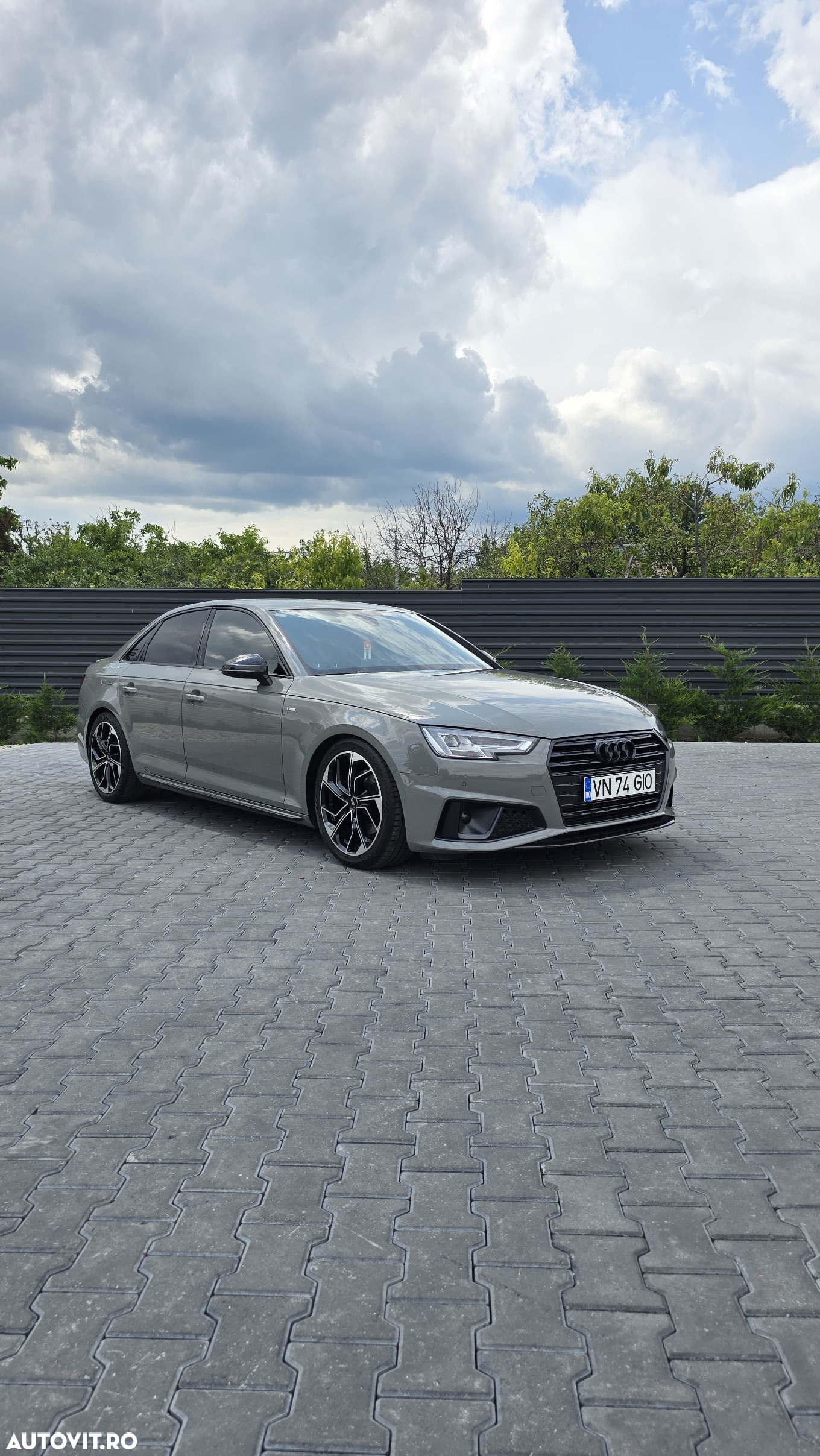 Audi A4 Avant 2.0 TFSI ultra S tronic - 12
