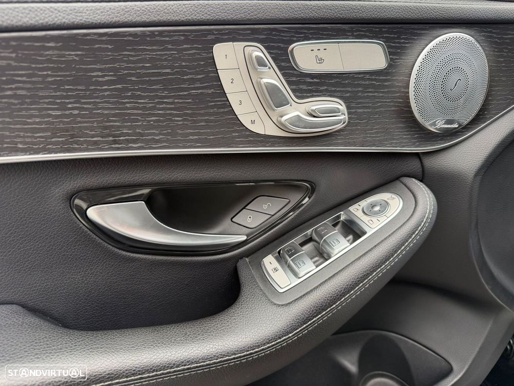 Mercedes-Benz C 300 - 37