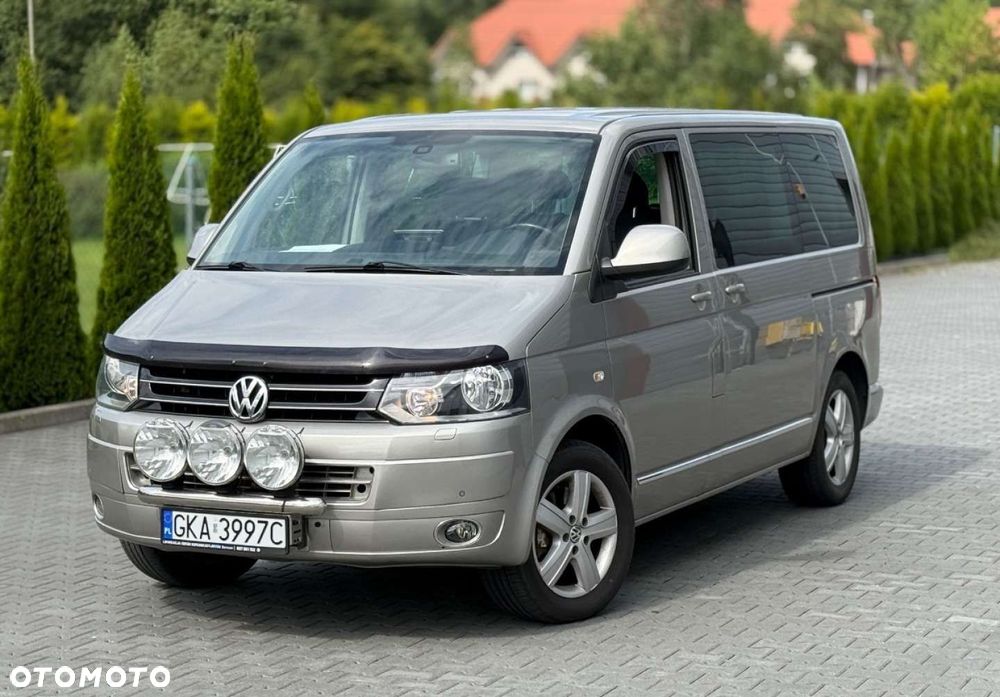 Volkswagen Multivan - 2