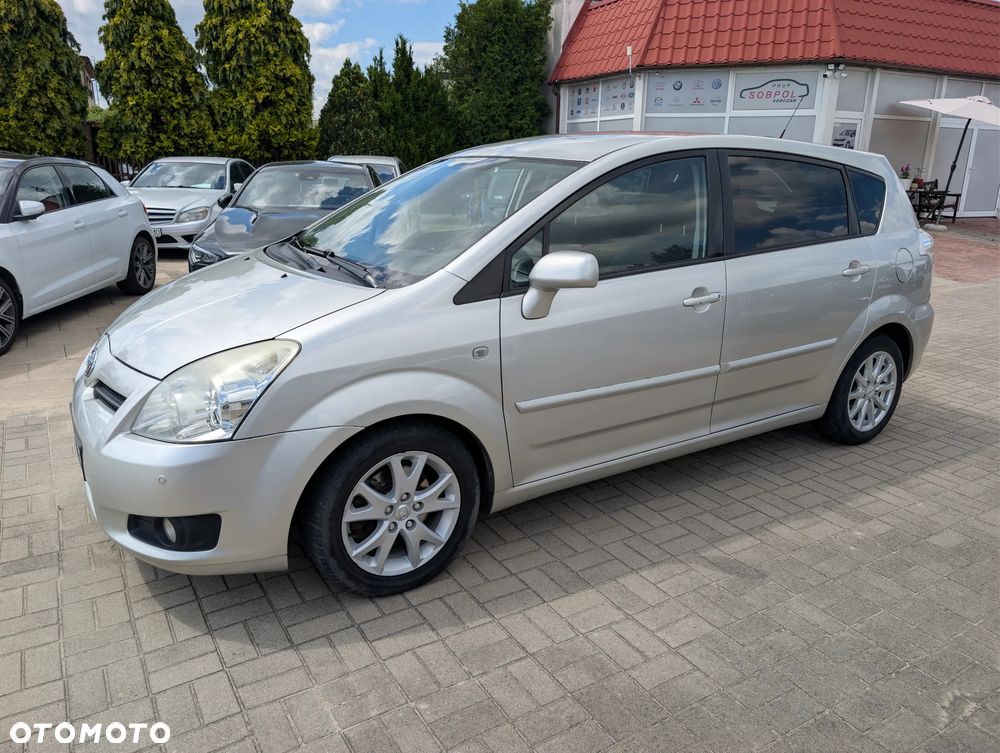Toyota Corolla Verso 2.2 D-4D Sol + 7os - 29