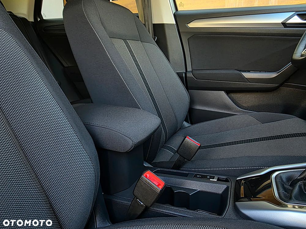 Volkswagen T-Roc 1.0 TSI United - 32