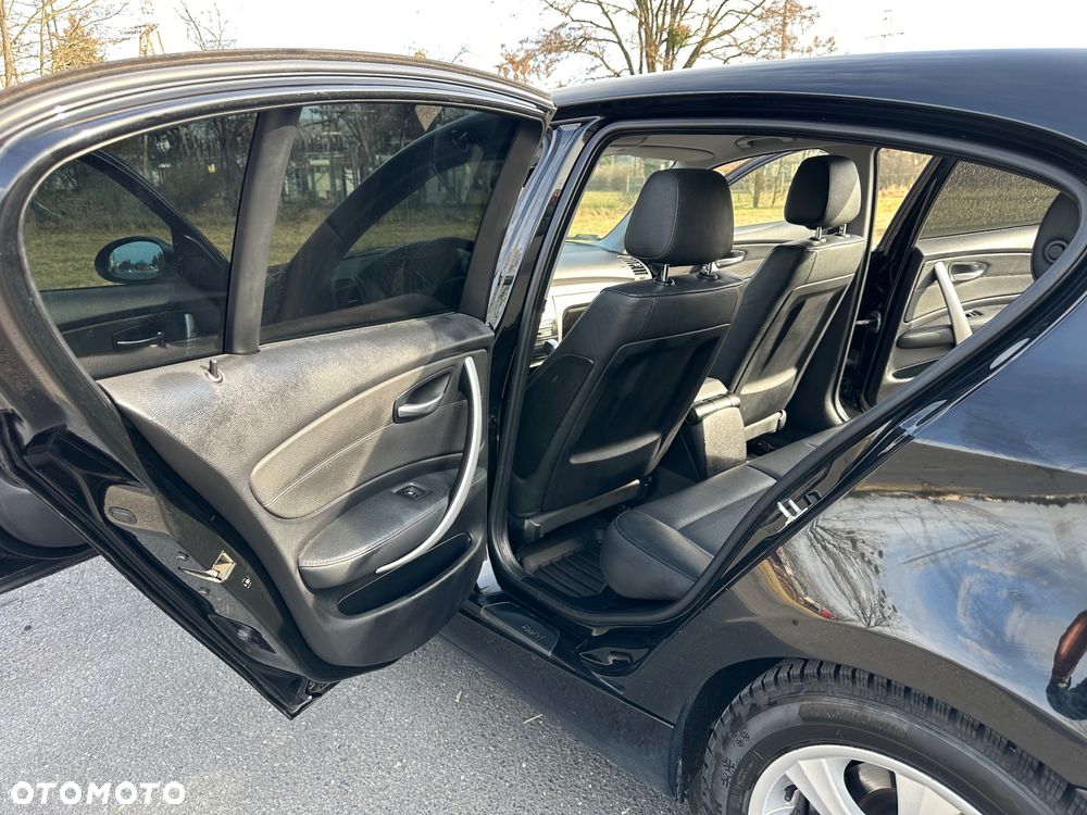 BMW Seria 1 120d DPF - 16
