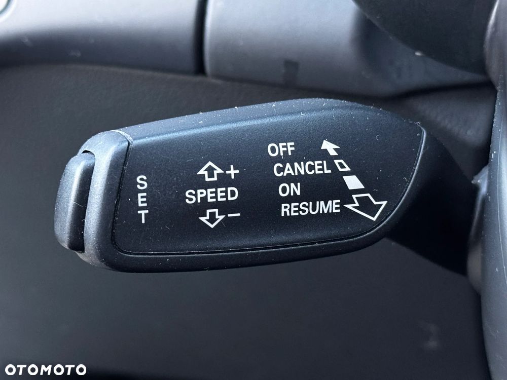 Audi A4 Avant 2.0 TDI S tronic quattro - 23