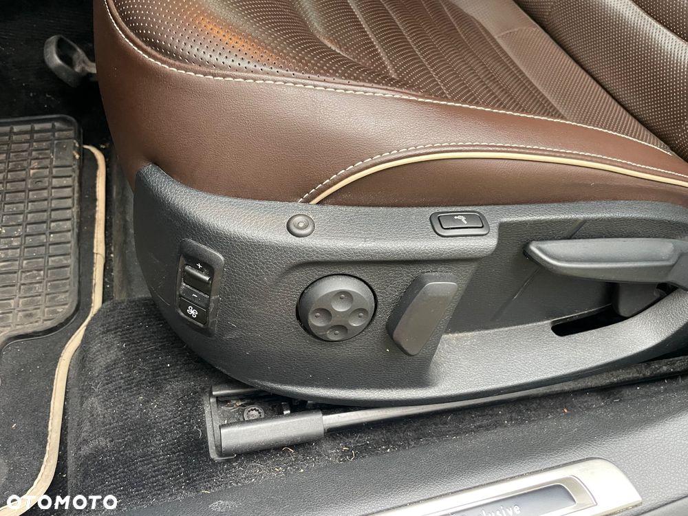 Volkswagen Passat 2.0 TSI Highline DSG - 13